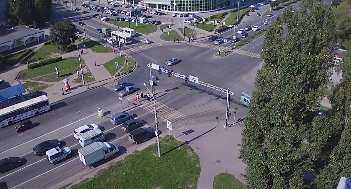 Перекрёсток ул.Водопьянова и ул.Папина